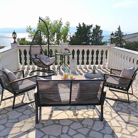 Apartment Laura Senj  Exterior foto