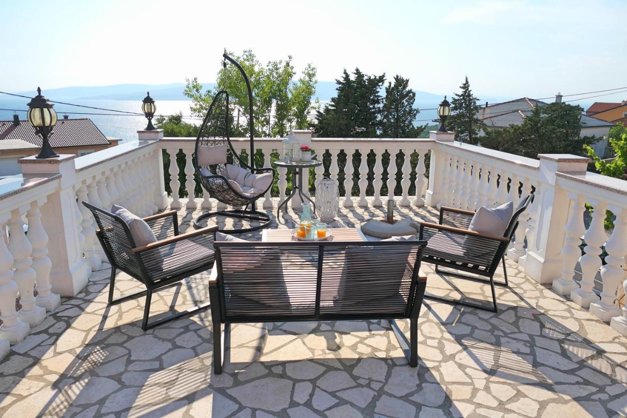Apartment Laura Senj  Exterior foto