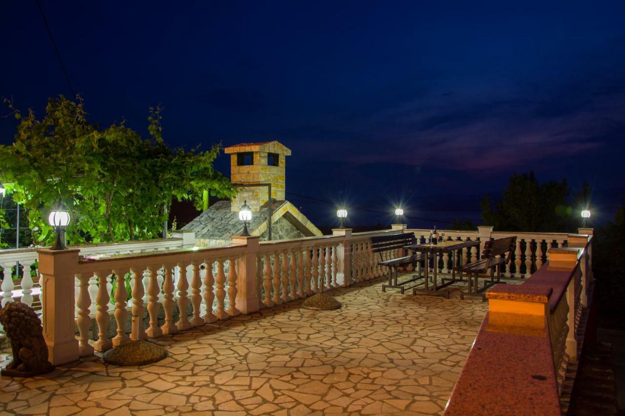 Apartment Laura Senj  Exterior foto